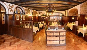 Hotel Deutsches Haus restaurant