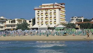 Hotel Montecarlo