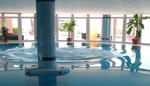 Hotel Marina zwembad