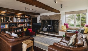 Weeke Barton Lounge