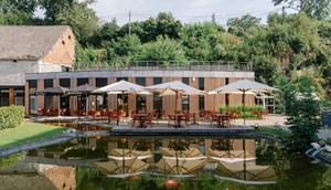 Hotel Les Jardins de la Molignée terras