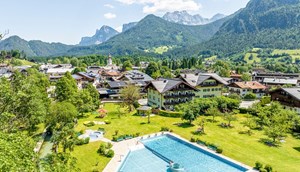 Hotel Zum Schweizer zwembad