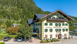 Hotel Zum Schweizer voorkant