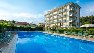 Hotel King zwembad