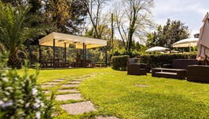 Hotel King tuin